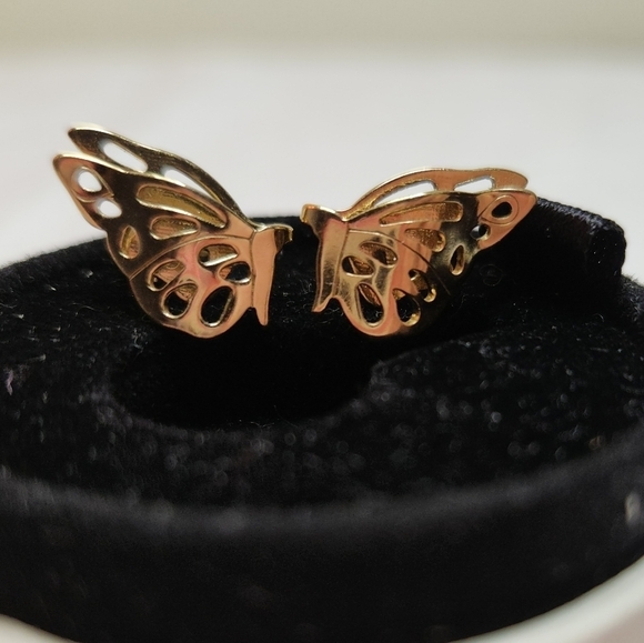 Vintage gold butterfly earrings - Picture 2 of 9